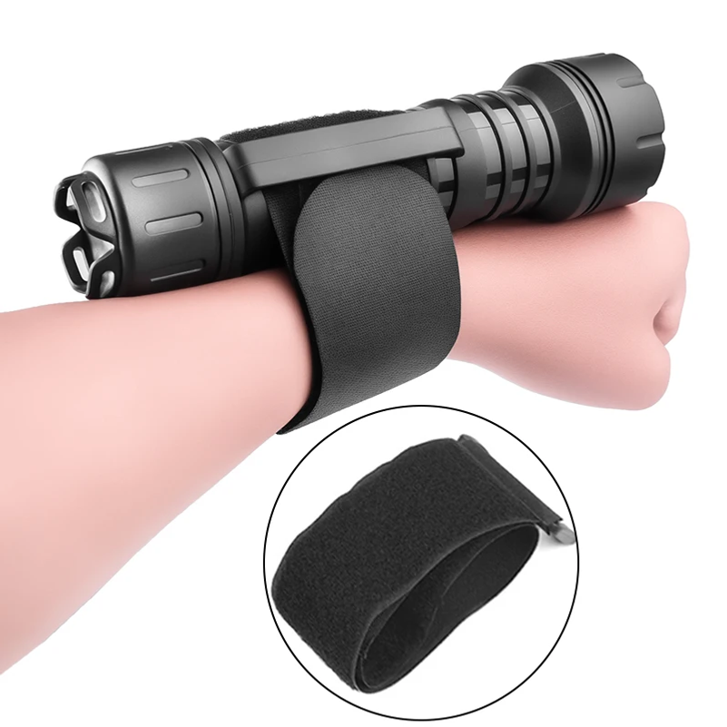 新型XHP70ダイビング懐中電灯 IPX8防水 デジタル充電 - Underwater Flashlight のレビューと価格