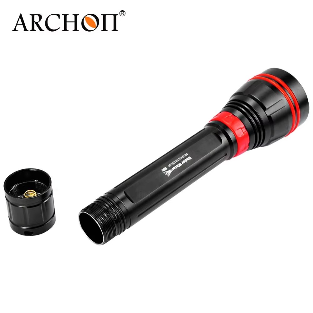 4000LM 4LED 100M防水ダイビングライト スキュ - Underwater Flashlight のレビューと価格