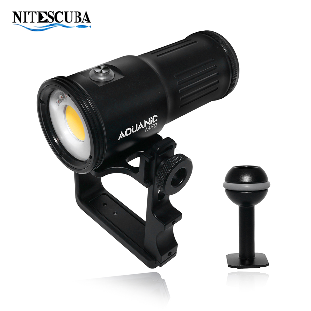 Nitescuba プロフェッショナルダイビング写真撮影ライ - Underwater Flashlight のレビューと価格